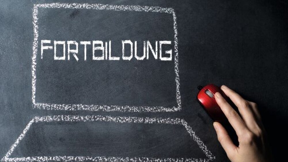 Fortbildung und Wissenskontrolle, auch via Zeitschriften und Internet, gehören zum beruflichenSelbstverständnis der Zahnärzte. Diese Wissensvermittlung erfolgt in den zm nach reinfachlichen, im redaktionellen Teil – jenseits ausgewiesener Werbung –