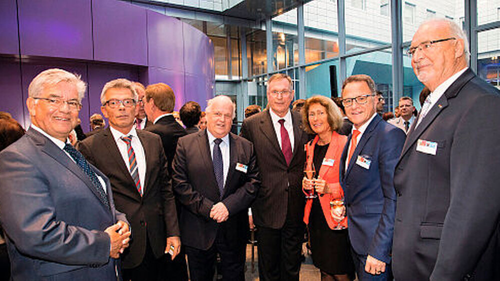 Hans-Jochen Weidhaas, Josef Hecken, Dr. Harald Deisler, Johannes Singhammer, Karin Evers-Meyer, Reiner Meier, Wolfgang Zöller |