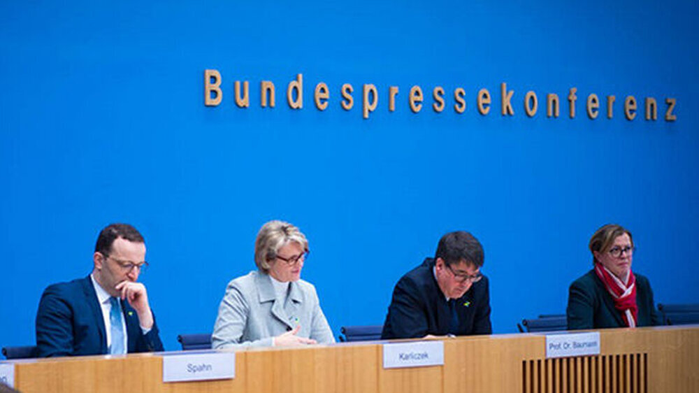 "Wir müssen noch besser in der Forschung werden. Und wir wollen die Ergebnisse der Krebsforschung noch schneller ans Krankenbett bringen. Daher ist eine enge Verzahnung von Forschung und Versorgung so wichtig", sagt Bundesgesundheitsminister Jens Spahn (