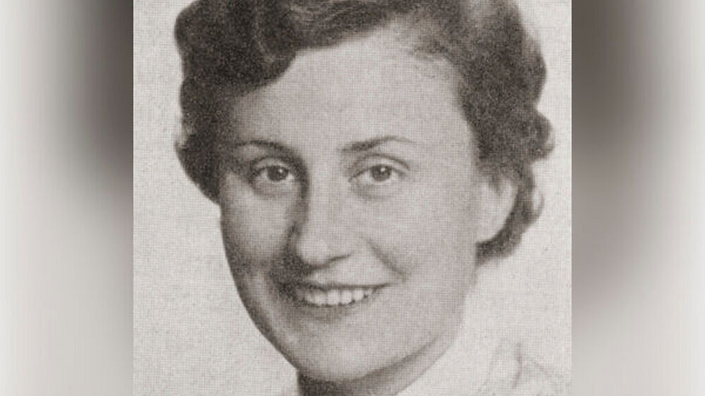 Dorothea Dausch-Neumann – mit freundlicher Genehmigung des Deutschen Ärzteverlags, Erstveröffentlichung Deutscher Zahnärzte-Kalender 1957