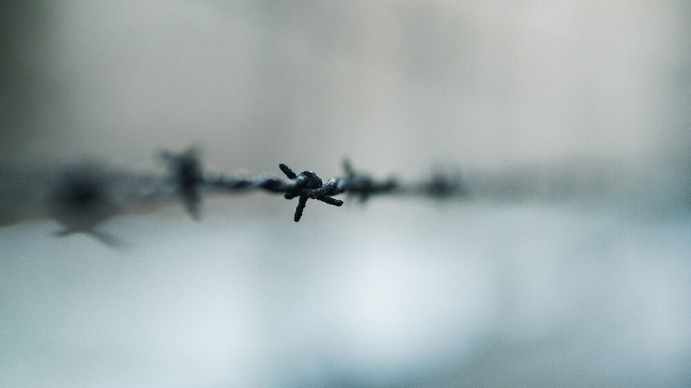 Das Konzentrationslager Auschwitz befand sich im vom Deutschen Reich annektierten Teil von Polen. Die SS betrieb den Lagerkomplex von 1940 bis 1945 am Westrand der polnischen Stadt Oświęcim.