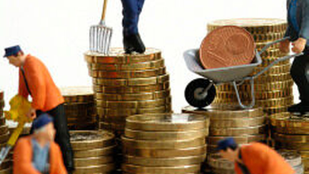 Finanzierungen von einer auf die andere Bank zu übertragen, ist theoretisch ganz einfach, praktisch aber manchmal etwas komplizierter. |