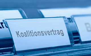 Koalitionsvertrag  - Symbolfoto