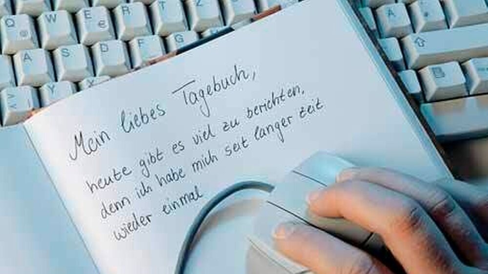 Tagebuch schreibt man nicht mehr im stillen Kämmerlein – beim Bloggen liest die halbe Welt mit.