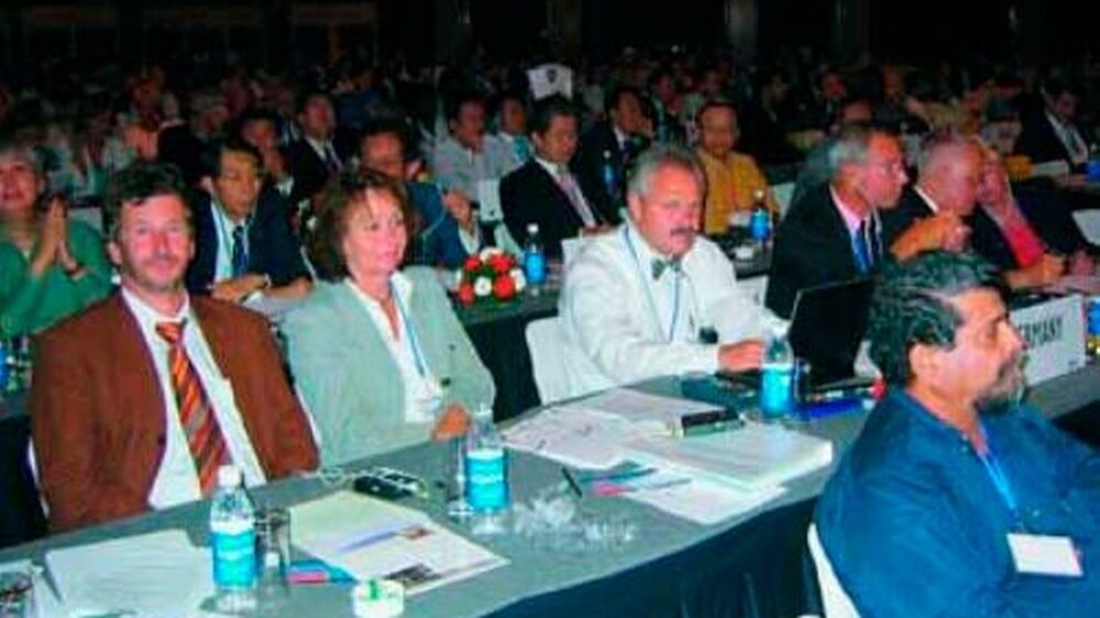 Die deutsche Delegation (v.l.n.r.): Ralf Wagner, KZBV, Barbara Bergmann- Krauss, BZÄK, Prof. Dr. Rainer Biffar, Greifswald, Dr. Gerd Knauerhase, KZBV, Dr. Jürgen Braun-Himmerich, KZBV und Dr. Britta Petersen, BZÄK
