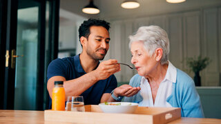 Pfleger Krankenpfleger Altenpfleger Pflegekraft Pflegefachkraft
