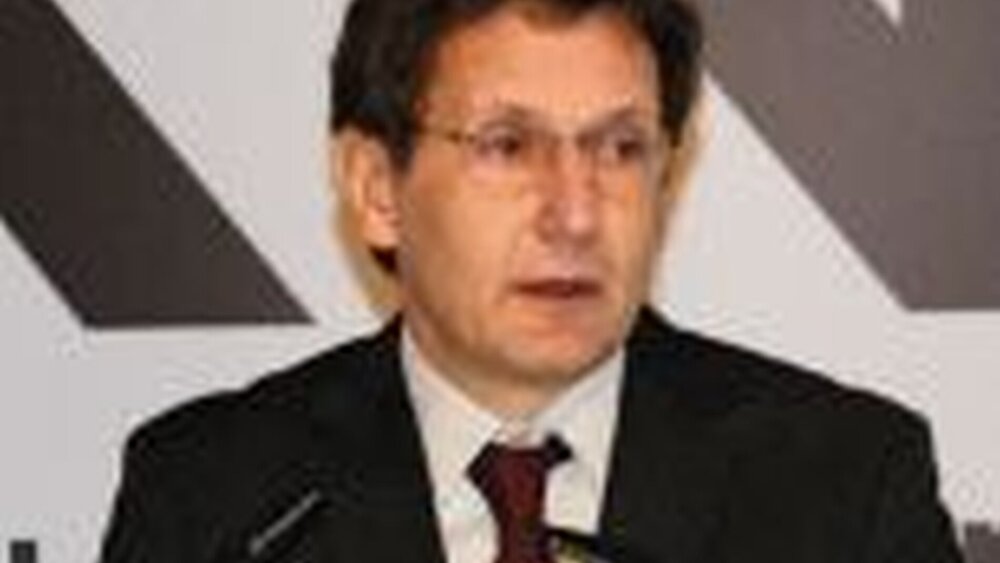 Dr. Michael Sereny |