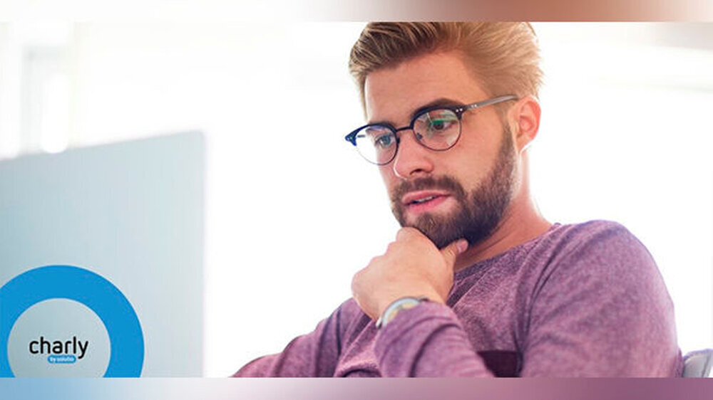 Zahnärzte und Zahnmedizinische Fachangestellte haben mit dem solutio Online-Weiterbildungsangebot die Möglichkeit, auch in der aktuellen Situation in Praxismanagementsystem charly up-to-date zu bleiben.
