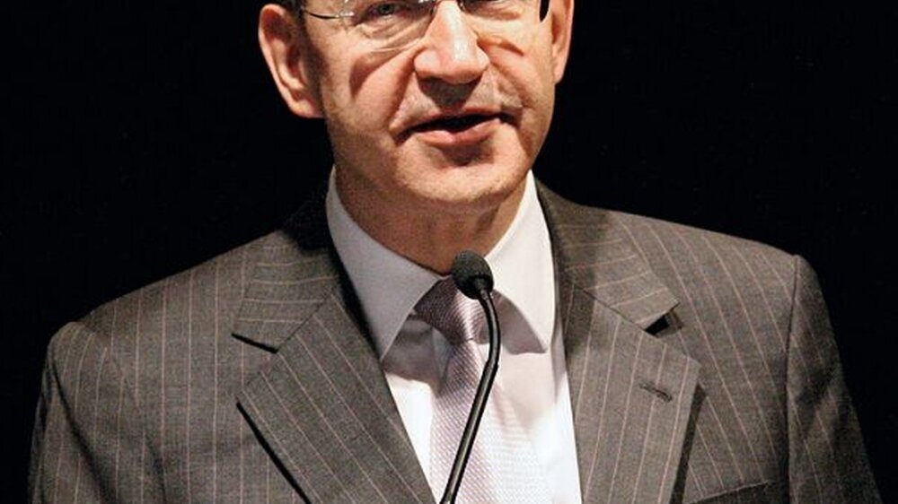 BZÄK-Präsident Dr. Peter Engel nimmt zur GOZ Stellung.