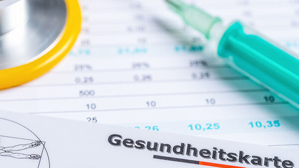 Die 105 gesetzlichen Krankenkassen haben im 1. bis 3. Quartal 2020 ein Defizit von knapp 1,7 Milliarden Euro verzeichnet, meldet das Bundesgesundheitsministerium (BMG).