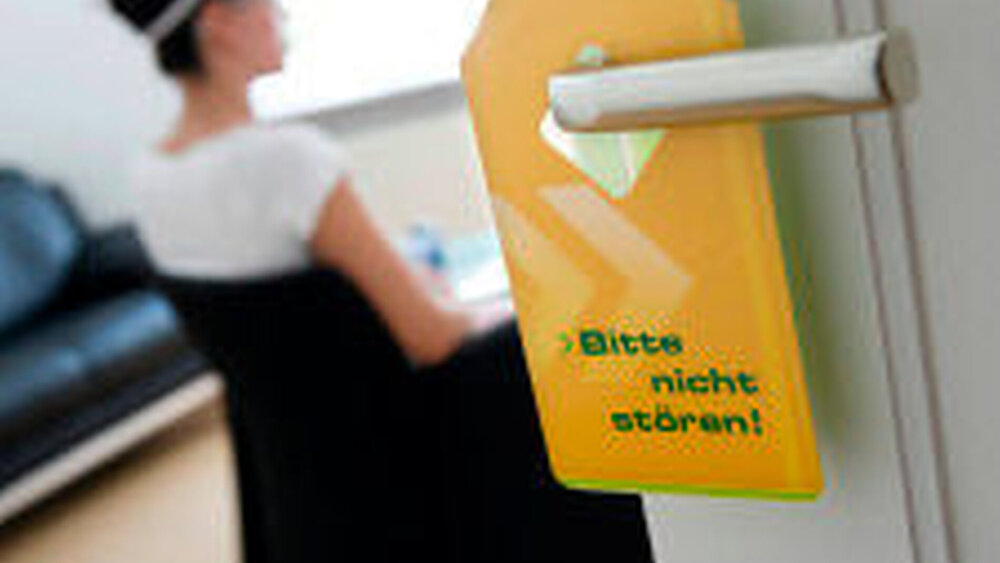 Auch ein Helfer braucht Hilfe: Gezielte Angebote bieten Rettungshelfern Unterstützung bei der Verarbeitung traumatischer Erlebnisse. |