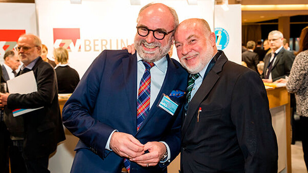 Kammerpräsident Schmiedel mit seinem Bremer Amtskollegen und Kammerpräsidenten Dr. Wolfgang Menke.