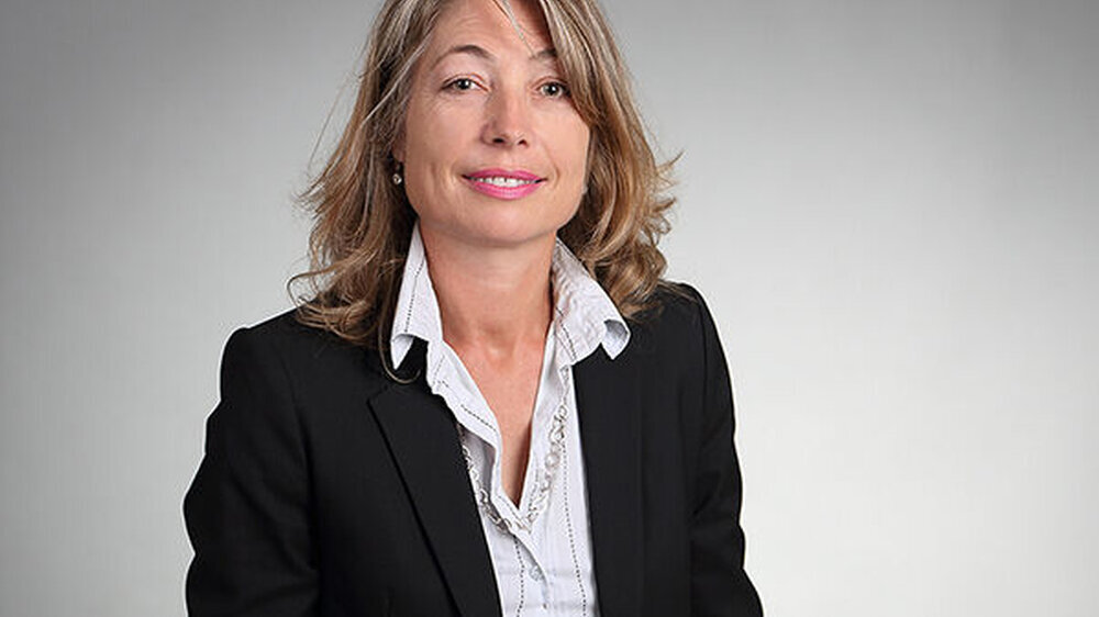 "Wir fordern BZÄK und KZBV auf: Sagen Sie Ja zu diesem Konzept und zur ‚Übergangsquote’, damit wir endlich mit der Umsetzung und der repräsentativen Gestaltung unserer Interessenvertretung beginnen können!" Dr. Anke Klas, Präsidentin des Verbande