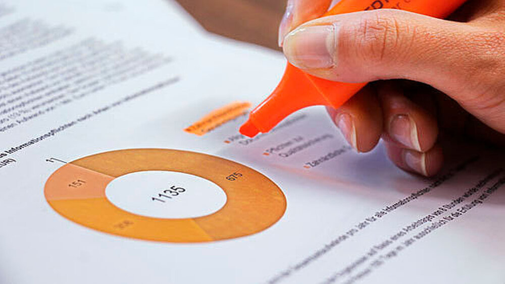 Das Projekt „Mehr Zeit für Behandlung“ zeigt: Ändert sich im System nichts, entstehen im zahnärztlichen Bereich aktuell Kosten aus Informationspflichten in Höhe von 1 135 Millionen Euro pro Jahr (ohne die Sowieso-Kosten). |