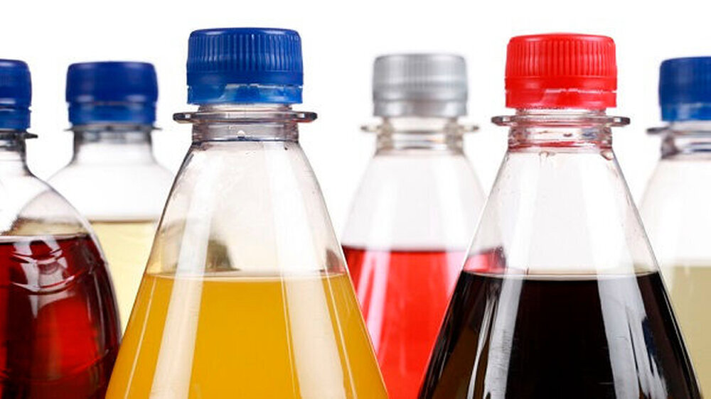 70 Prozent der Erwachsenen in Mexiko sind zu dick - unter anderem, weil sie zu oft und zu viel Limonade trinken. Eine neue Steuer auf Softdrinks soll den Konsum begrenzen.