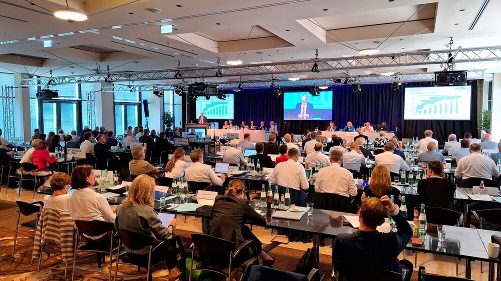 Vertreterversammlung der KZBV in Mainz Vertreterversammlung der KZBV in Mainz