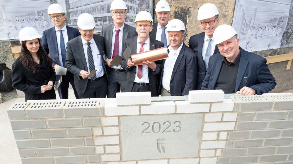 Grundsteinlegung Neubau Zahnklinik Bonn Grundsteinlegung Neubau Zahnklinik Bonn