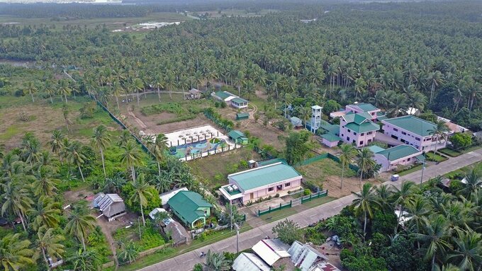 HDZ unterstützt Mabuhay-Klinik auf den Philippinen: Klinikareal HDZ unterstützt Mabuhay-Klinik auf den Philippinen: Klinikareal