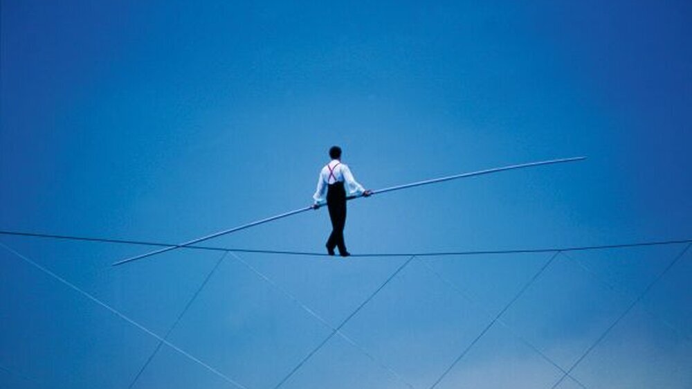 Die Balance zwischen Ethik und Ästhetik zu halten, ist für Ärzte und Zahnärzte im Praxisalltag manchmal recht schwierig.