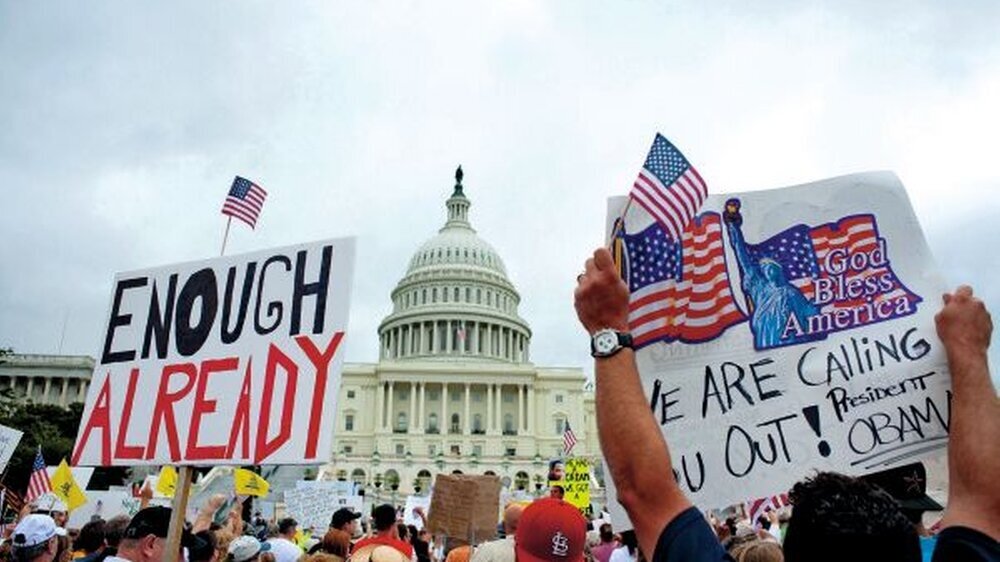 Proteste gegen die Gesundheitsreform in den USA – Barack Obamas Vorhaben wird zu einem echten Kraftakt.