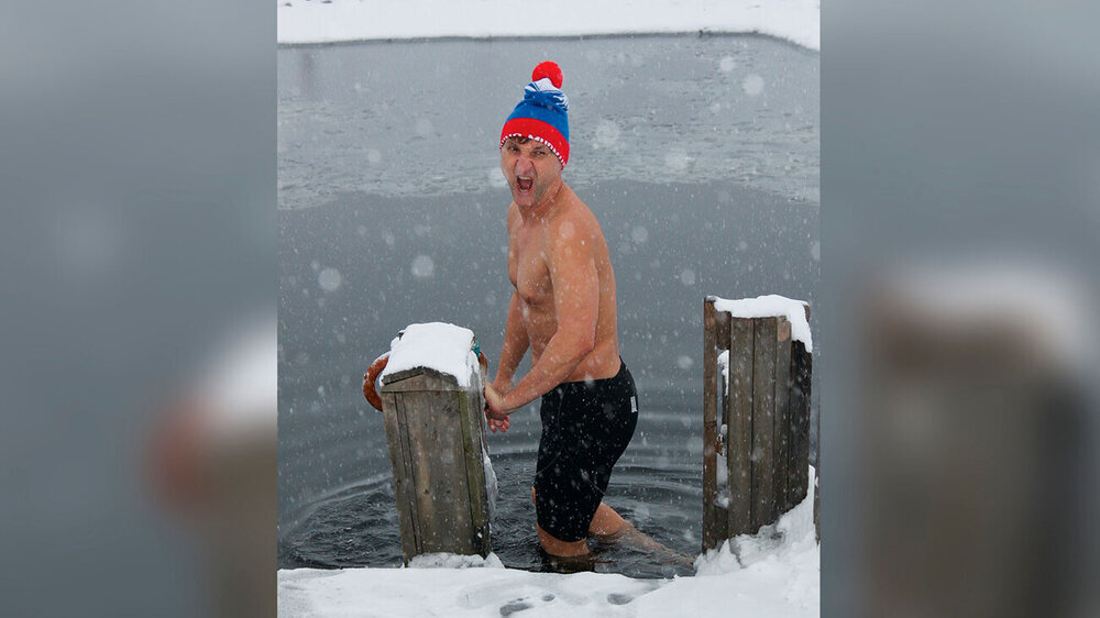 Eisschwimmen Murmansk 2019\r\n
