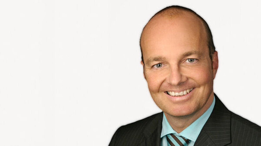 Dr. Cornelius Haffner arbeitet in der Sektion Zahnmedizin für Menschen mit Behinderungen am Klinikum der Universität München (KUM). Er ist spezialisiert auf Endodontologie, Lasermedizin, Gerostomatologie und Zahnmedizin für Menschen mit Behinderungen.