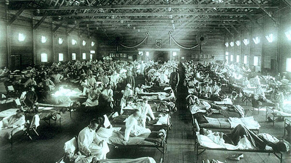 Militärnotfallkrankenhaus während der Spanischen Grippe in Kansas.