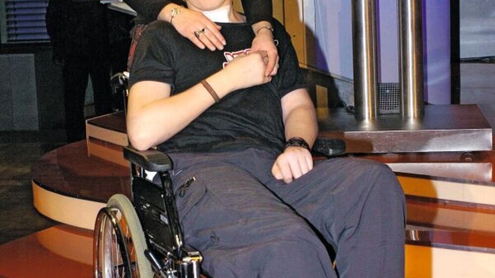 Ein medizinisches Wunder? Dieser Patient hat das Koma überwinden können. Welche Prozesse dazu führen, ist bisher ungeklärt. Dass gute, intensive und persönliche Pflege aktiv dazu beitragen kann, wird fest vermutet.