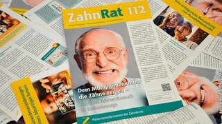 Der aktuelle ZahnRat klärt auch zu Mundhöhlenkrebs auf und gibt praktische Tipps zur Vorbeugung dieser Krebsart.