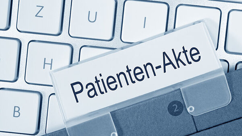 Die BZÄK weist darauf hin, dass Zahnärztinnen und Zahnärzte nur für ihre Praxis datenschutzrechtlich verantwortlich sind: Denn nur das sei beherrschbar, was sich tatsächlich innerhalb der Praxis beeinflussen lässt.