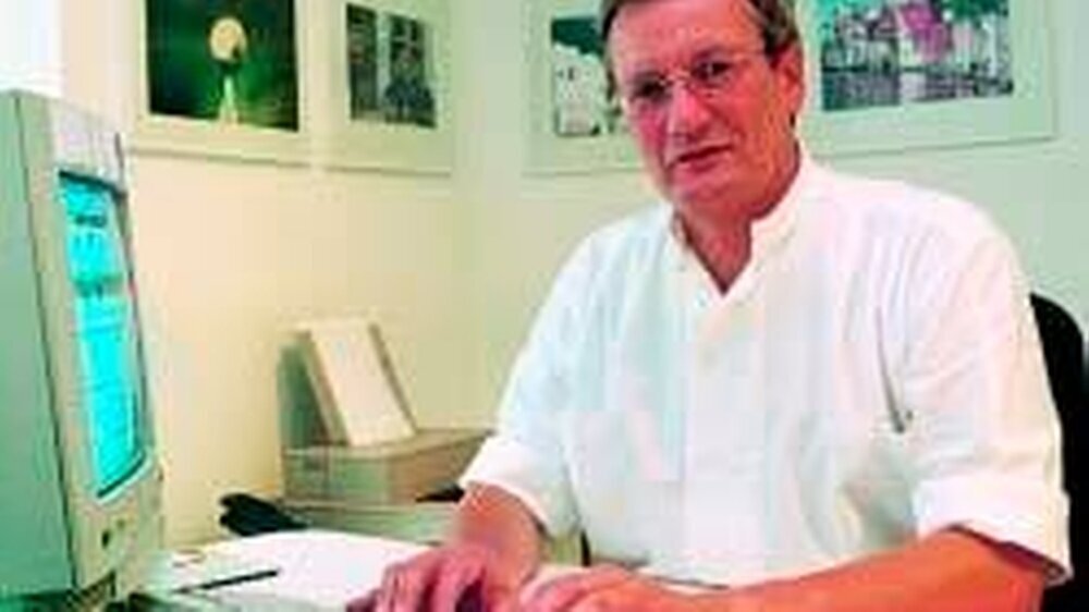 Dieter Krenkel\r\nVorstand für Presse- und\r\nÖffentlichkeitsarbeit der KZBV