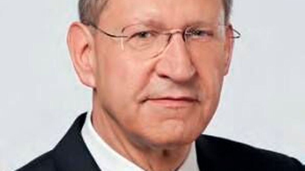 Dr. Peter Engel\r\nPräsident der Bundeszahnärztekammer
