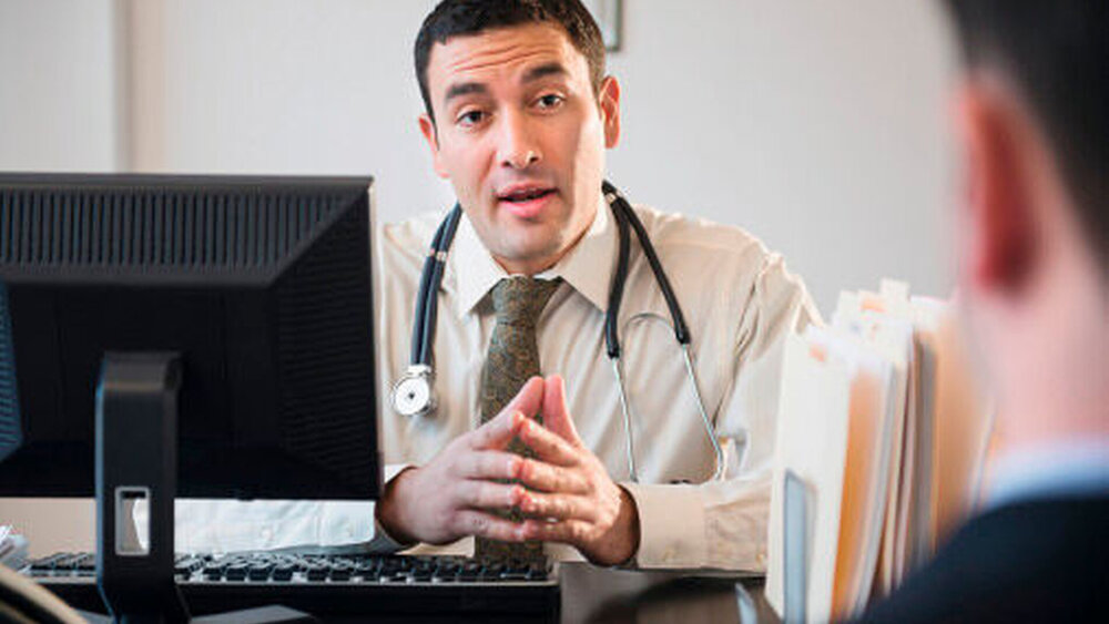 In welchen Situationen tritt der Schwindel auf? Die Anamnese ist ein zentraler Part der Diagnostik. |