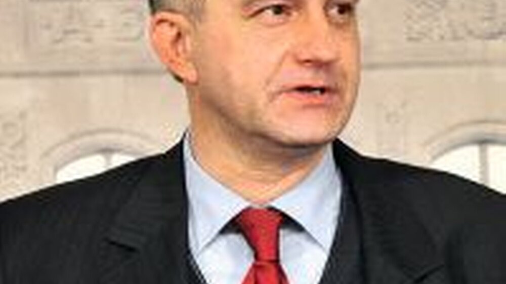 Begrüßten unisono das stärkere Engagement für pflegebedürftige und behinderte Menschen (v.l.n.r.): Annette Widmann-Mauz, Steffen-Claudio Lemme, Johannes Singhammer, Christina Aschenberg-Dugnus und Harald Weinberg. |