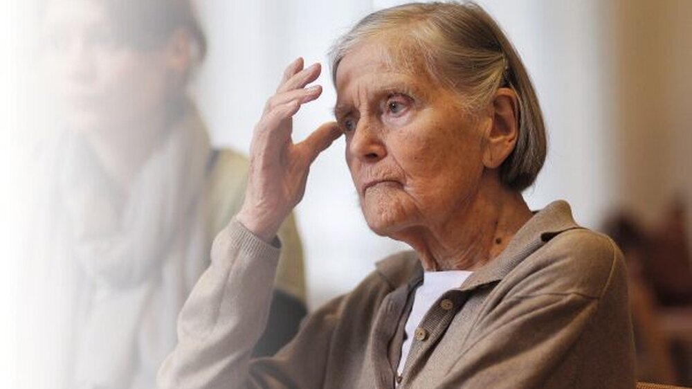 Wer war das noch? Die Progression von Erinnerungsdefekten im Kurzzeitgedächtnis bei Morbus Alzheimer kann nach neuesten Erkenntnissen gestoppt werden.