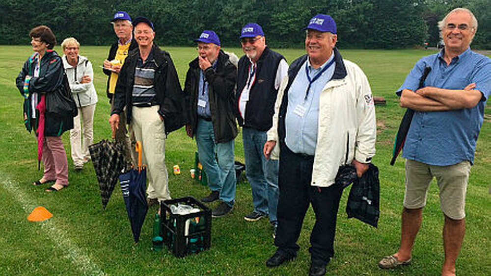 (v.l.n.r.): M. Holthaus, H. Dietrich, Dr. I. Dietrich, Dr. V. Holthaus, Dr. K. Mager, Dr. R. Forjahn, Dr. H. Hohenwaldt, Dr. G. Kociok |
