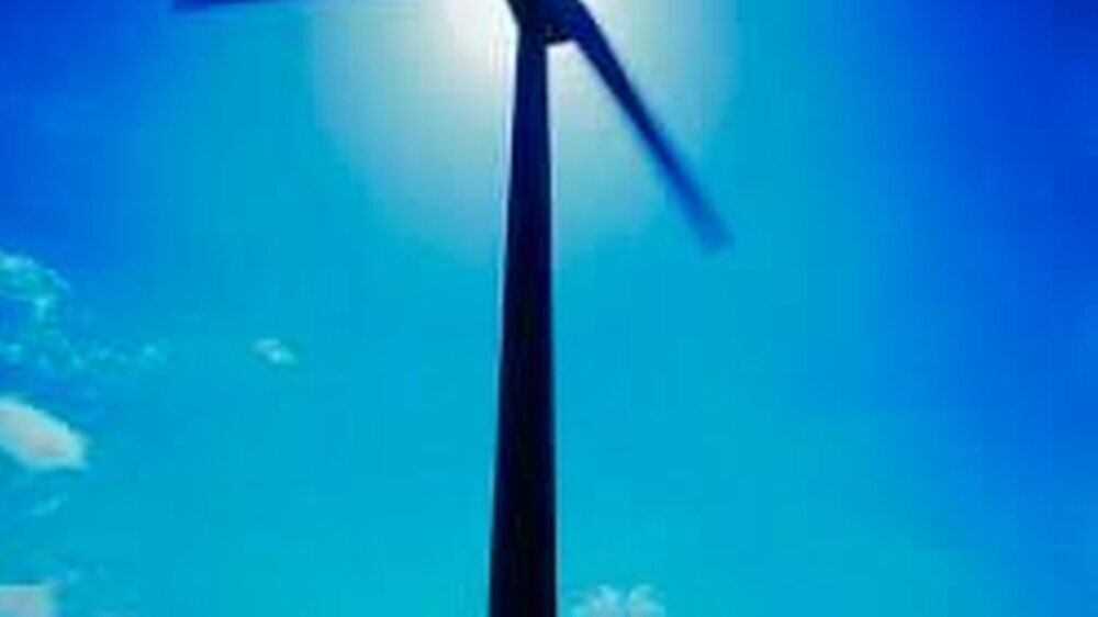 Viele Windräder stehen aufgrund technischer Störungen still. Das Nachsehen haben die Anleger: Sie bleiben auf diesen Fonds meist sitzen.
