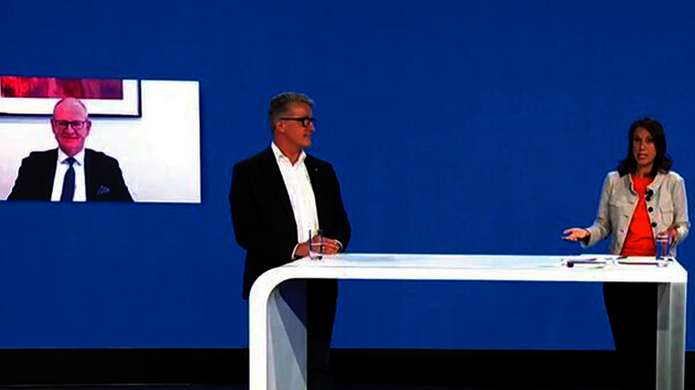 Der stellvertretende KZBV-Vorsitzende Martin Hendges und der ALM-Vorsitzende und MVZ-
Geschäftsführer Dr. Michael Müller mit Moderatorin Jessica Hanneken, Vice President der Hauptstadtrepräsentanz der BFShealth finance.