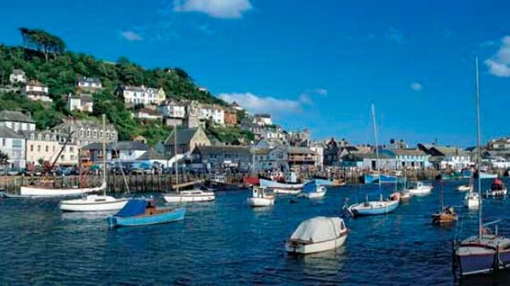 In Cornwall – hier der idyllische Küstenort Looe – und anderen Regionen Südwest-Englands klagen 53 Prozent aller NHS-Patienten über mangelnden Zugang zur zahnärztlichen Versorgung.