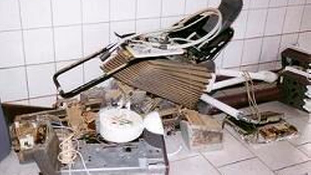 Die gesamte Ausrüstung von Dr. Pertzsch war Schrott und Sperrmüll. Der neue Behandlungsraum verrät heute nichts mehr von den schicksalhaften Wochen für den Eilenburger Zahnarzt.
