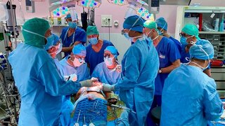 Kehlkopftransplantation in Frankreich