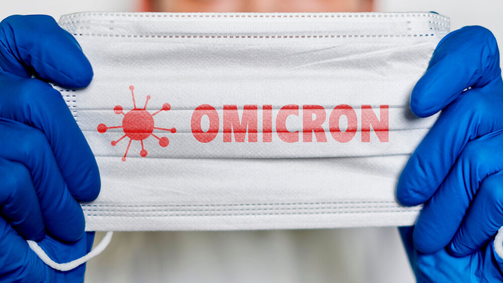 Über 70 Prozent der Haus- und Facharztpraxen sind durch die Omikron-Virusvariante sehr stark belastet. Jede dritte Praxis befürchtet Versorgungseinschränkungen durch die einrichtungsbezogene Impfpflicht.