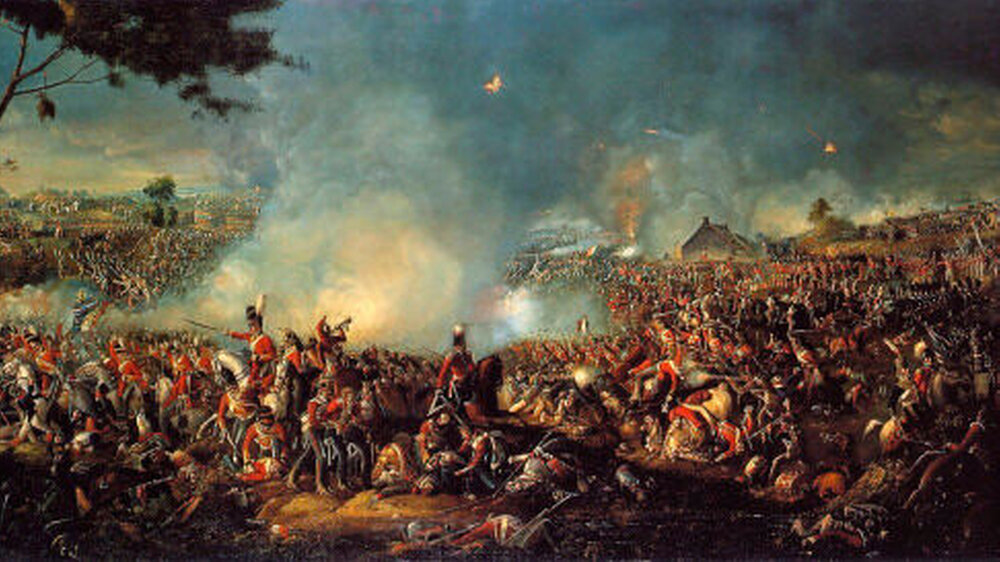 Die berühmte Schlacht gab den „Waterloo-Zähnen“ ihre Bezeichnung: Die Zähne der Gefallenen dienten als Material für die Prothetik reicher Leute. William Sadler II (1782–1839), Die Schlacht von Waterloo, undatiertes Gemälde