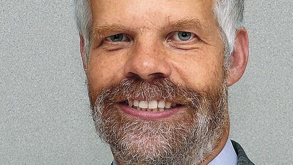 Prof. Dr. Ulrich Schiffner ist Vorstandsmitglied der Deutschen Gesellschaft\r\nfür Kinderzahnheilkunde