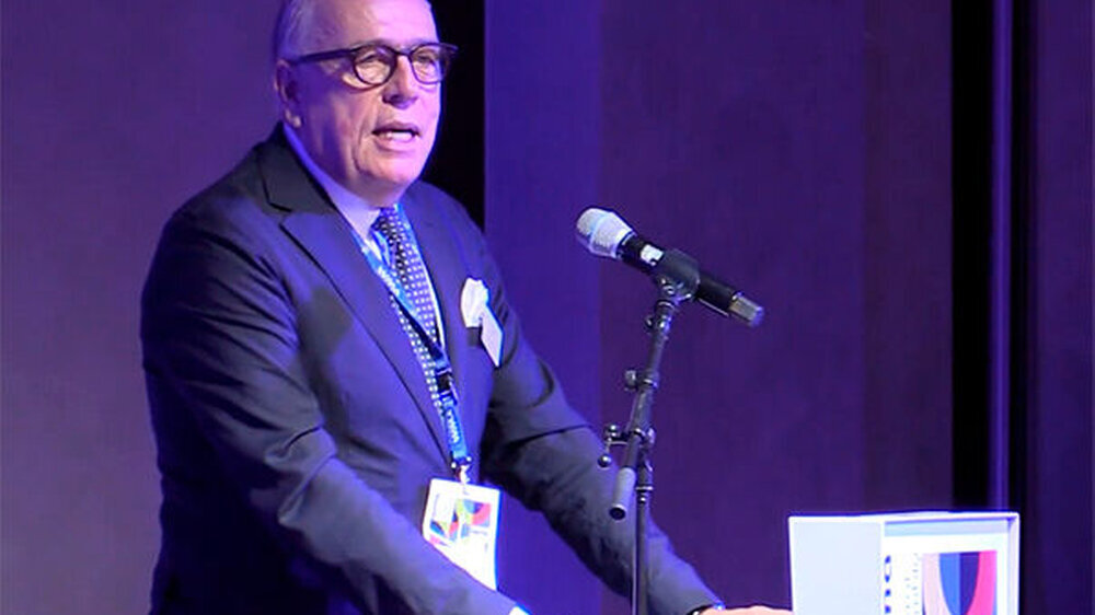 Auf dem gestrigen Festakt zum 75-jährigen Bestehen der Bundesärztekammer in Berlin unterstrich Dr. Klaus Reinhardt, Präsident der Bundesärztekammer, die Bedeutung der ärztlichen Freiberuflichkeit für Staat, Gesellschaft und für Patienten.