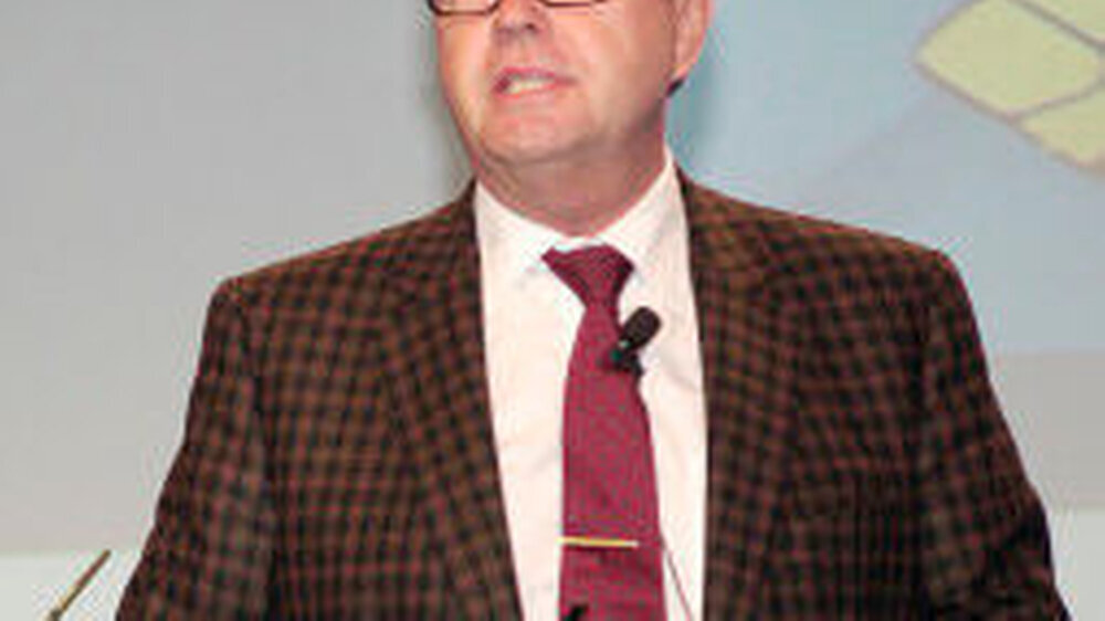 Dr. Wolfgang Eßer und