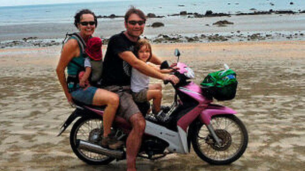 ZÄ Steffi Lerch verbrachte ihre Elternzeit mit der Familie in Thailand.