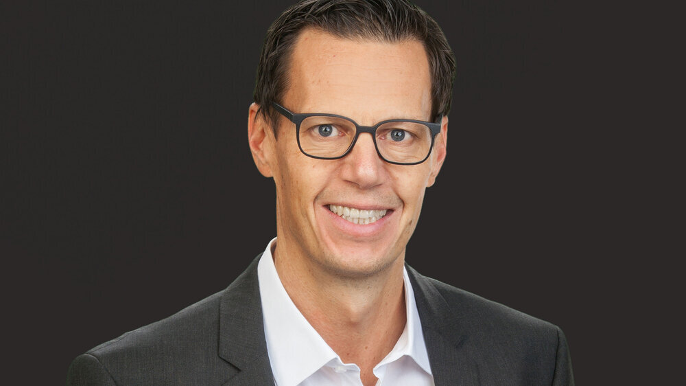 Dr. Christian Ullrich kommt von Bayer, einem Life-Science-Unternehmen mit Kernkompetenzen in den Bereichen Gesundheit und Landwirtschaft, zu Straumann.