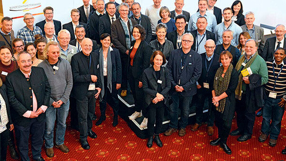 Bei der Konferenz der zahnärztlichen Hilfsprojekte treffen sich die Teilnehmer alle zwei Jahre auf der IDS, um sich auszutauschen und zu vernetzen.