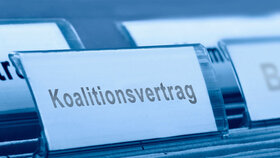 Koalitionsvertrag  - Symbolfoto